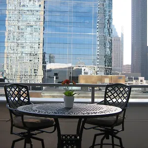 yonge-suites-furnished-apartments.niagara-fallshotels.com/
