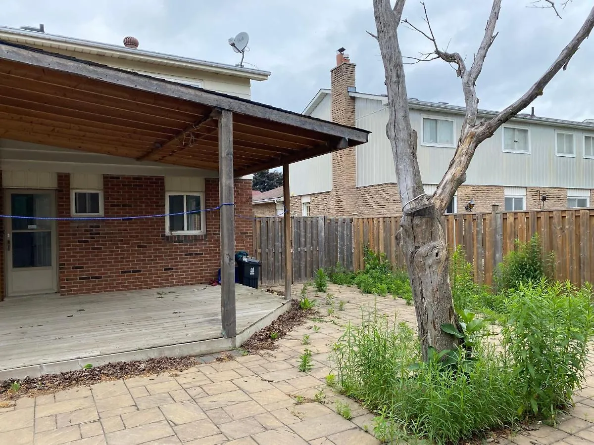 Homehouse Toronto 2*,